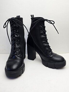 Forever 21 Black Faux Leather & Ribbed Knit Heeled Lace-Up Combat Boots Size 7.5